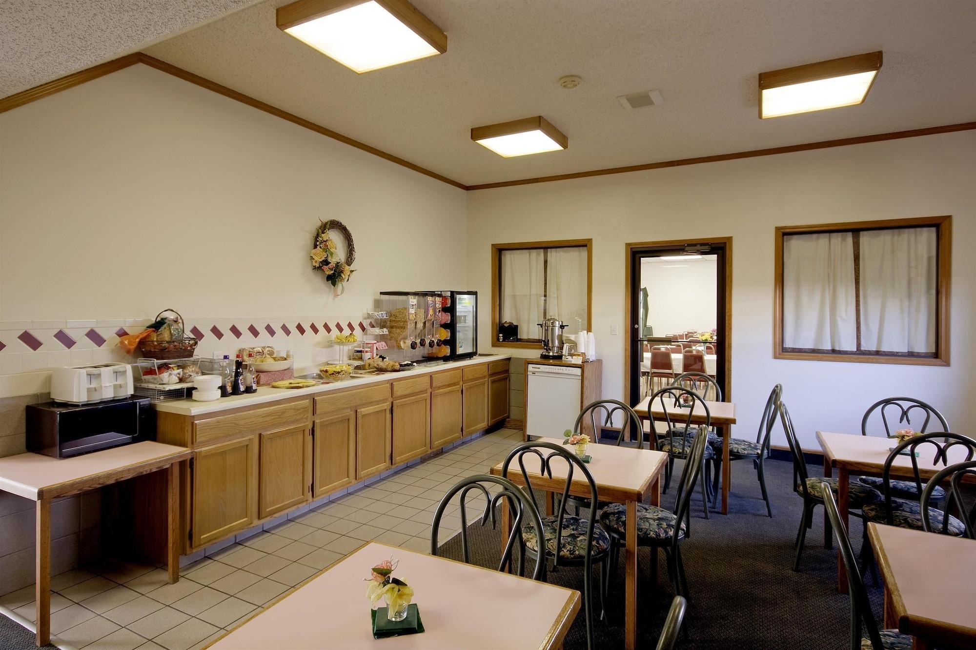 Americas Best Value Inn And Suites - Nevada Restaurant foto